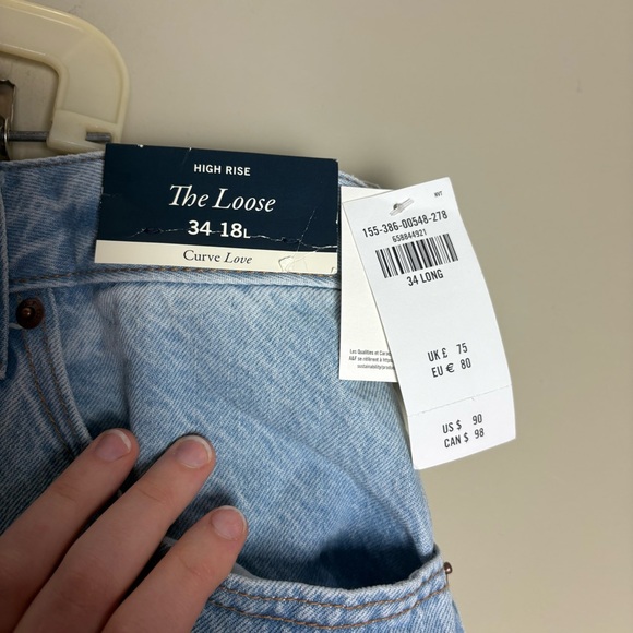 NWT Abercrombie and Fitch Curve Love High Rise Loose Jeans Size 34 Long - Picture 11 of 15